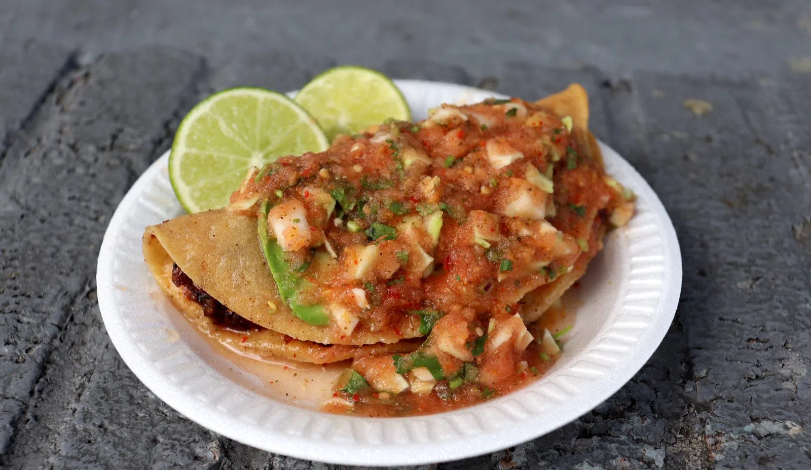 Mariscos Jalisco, Los Angeles